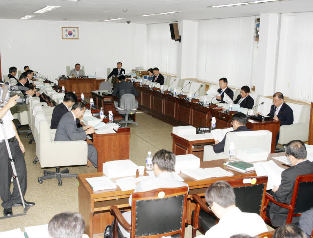 예산결산특별위원회 활동