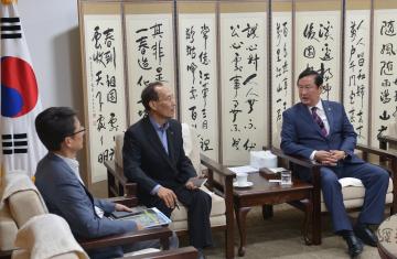 김덕년 LH내포산업단장 접견