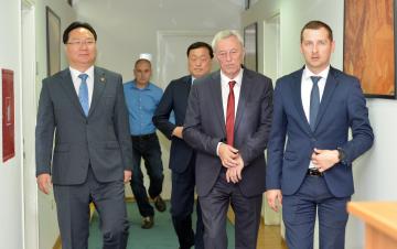 크로아티아 대통령 초청 방문 - 자그레브도 교류협약 체결(5월 27일)