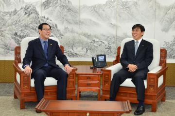 의장단 및 상임위원장단 충남도지사 방문