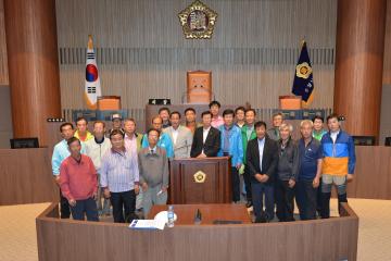 논산시 벼 연구회원일행 신청사방문