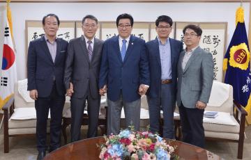 논산 대건고등학교 교장 일행 접견