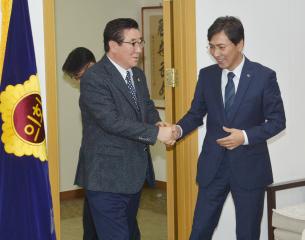 안희정 지사 접견