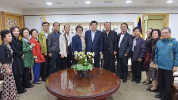 공주시노인종합복지관 일행 접견