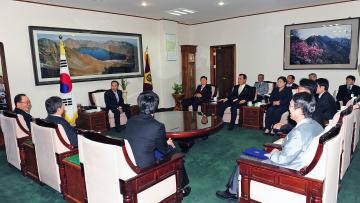 결산검사위원 위촉장 수여