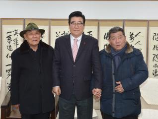 오석영씨 일행 접견