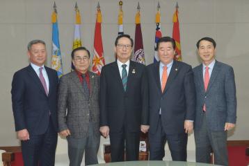 송영무 국방부 장관 면담