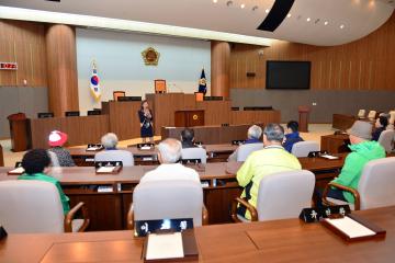 보령시 목장 노인회 회원 일행 의회청사 방문