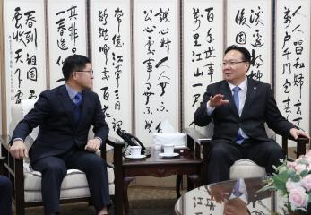 이은식 충남선관위 상임위원 접견