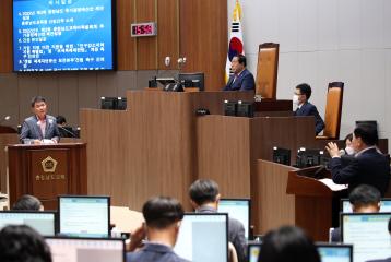 340회 임시회 제1차 본회의 긴급 현안질문(정광섭 의원) '추락하는 교권 언제까지 방치할 것인가'