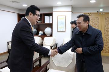 충청신문 최인석 편집국장, 홍석민 부장(내포본부) 접견