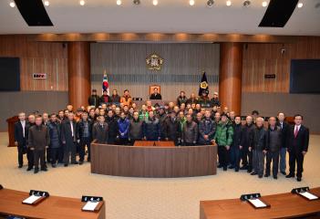 서천군 노인회 회원일행 청사방문