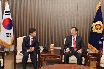 박정현 정무부지사 접견