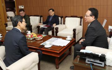 김용찬 신임 행정부지사 접견