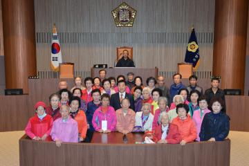 광천읍 신진리 용두마을주민 의회신청사 견학