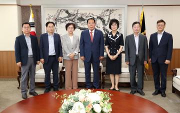 제2기 윤리심사자문위원회 위촉식