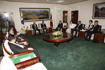 중국 옌벤조선족자치주 인대 상무위 대표단 방문