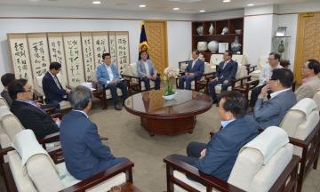 월남전참전자회 충남도지부 회원 접견