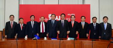 김기영의장 여야 대표 방문