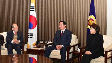 충남문화원 연합회 나태주 회장 및 15개 시.군 문화원장 접견