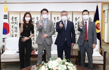 접견(한국미술협회 충남도지회)