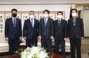 충남선관위 상임위원 접견