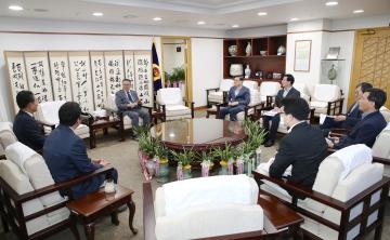 충남선관위 신길수 사무처장 접견